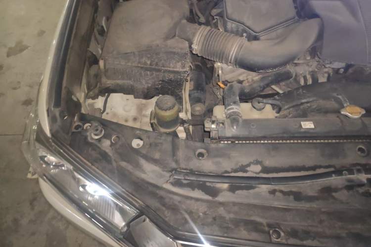 Used Toyota Land Cruiser  Engine Bay Right
