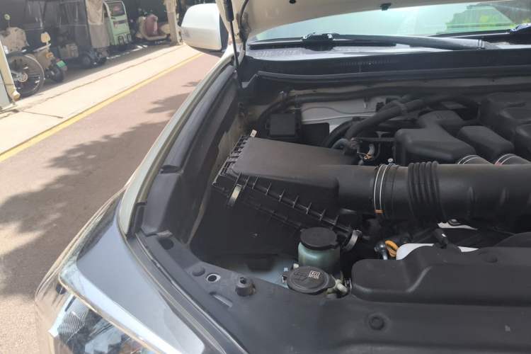 Used Toyota Land Cruiser  Engine Bay Right