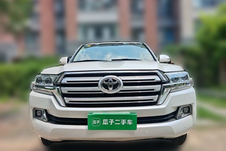 Used Toyota Land Cruiser  Front
