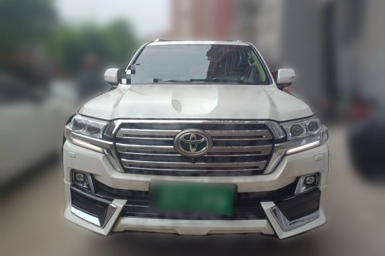 Used Toyota Land Cruiser  Front