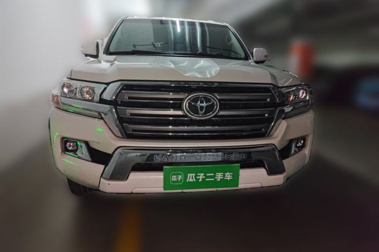 Used Toyota Land Cruiser  Front