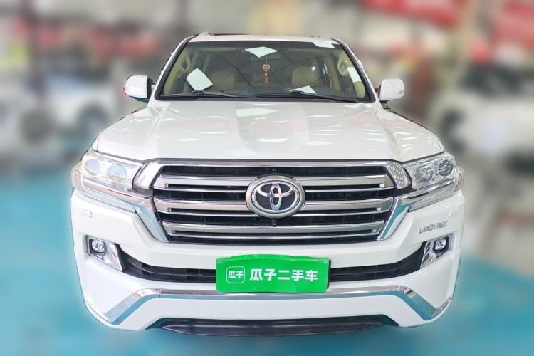 Used Toyota Land Cruiser  Front