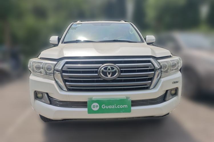 Used Toyota Land Cruiser  Front