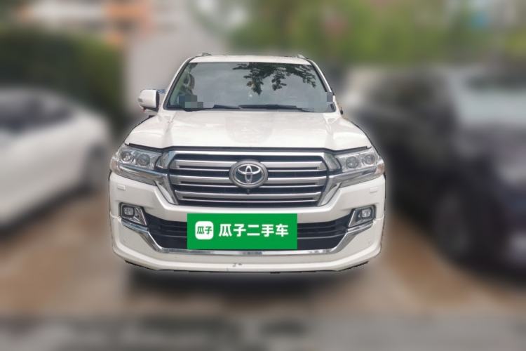 Used Toyota Land Cruiser  Front