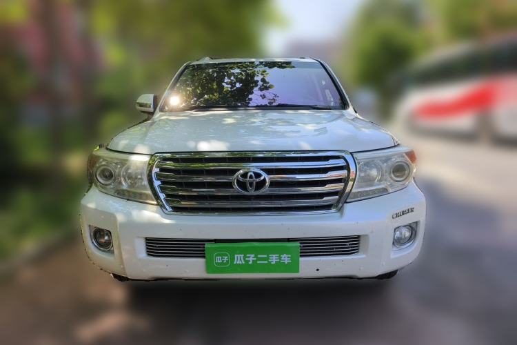 Used Toyota Land Cruiser  Front