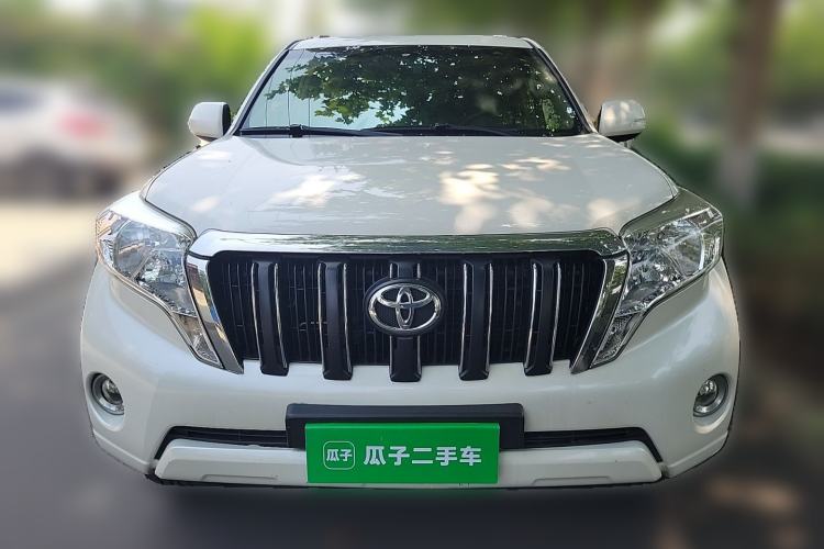 Used Toyota Land Cruiser  Front