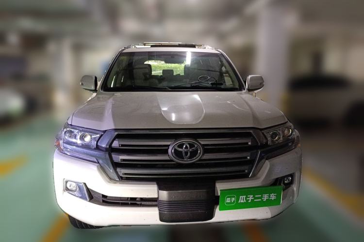 Used Toyota Land Cruiser 2016 4.0L Gasoline 8-Seater U.S. Specification Front