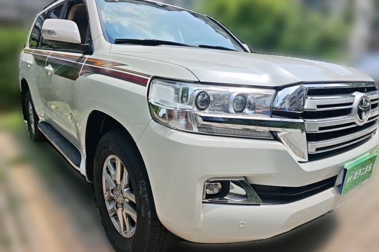 Used Toyota Land Cruiser  Front Right 45 Deg