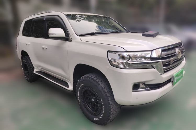 Used Toyota Land Cruiser  Front Right 45 Deg
