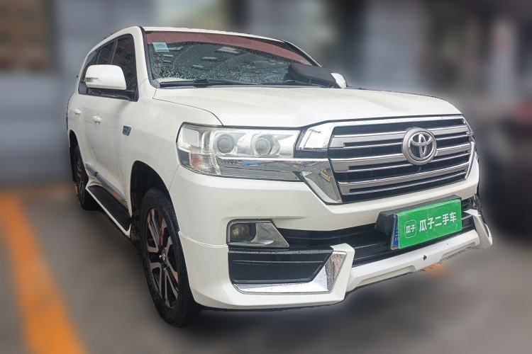 Used Toyota Land Cruiser  Front Right 45 Deg