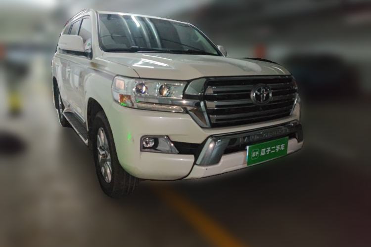 Used Toyota Land Cruiser  Front Right 45 Deg