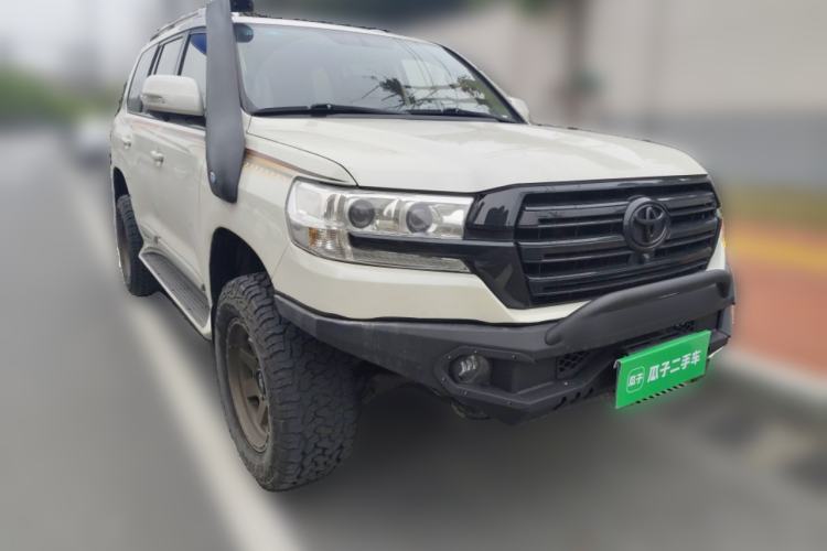 Used Toyota Land Cruiser  Front Right 45 Deg