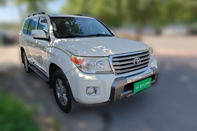 Used Toyota Land Cruiser  Front Right 45 Deg