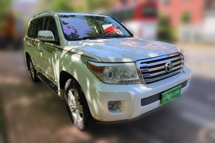 Used Toyota Land Cruiser  Front Right 45 Deg