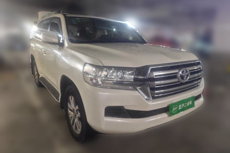 Used Toyota Land Cruiser  Front Right 45 Deg