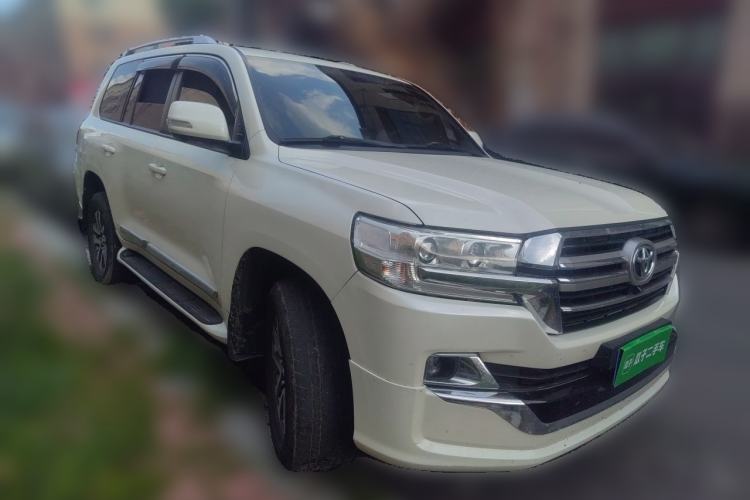 Used Toyota Land Cruiser  Front Right 45 Deg