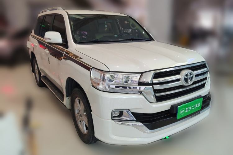 Used Toyota Land Cruiser  Front Right 45 Deg
