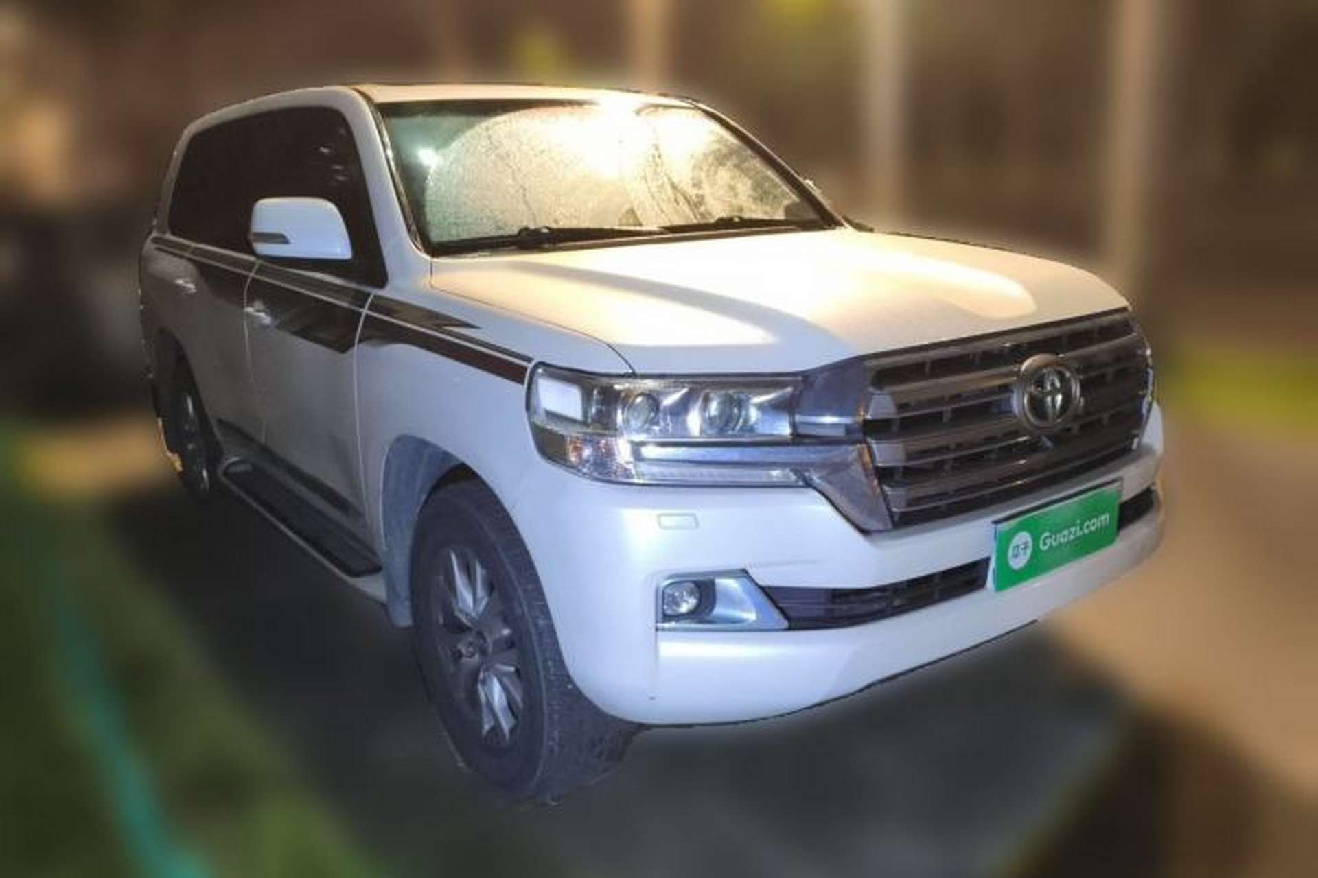 Used Toyota Land Cruiser 2016 4.0 GX-R Dual Fuel Dual Differential – Middle East Front Right 45 Deg