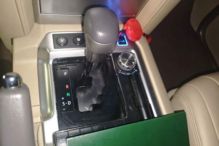 Used Toyota Land Cruiser  Gear Lever