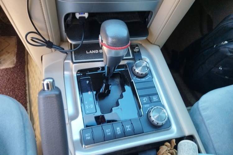 Used Toyota Land Cruiser  Gear Lever