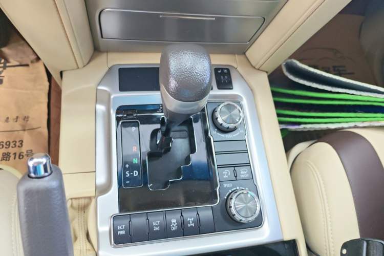 Used Toyota Land Cruiser  Gear Lever