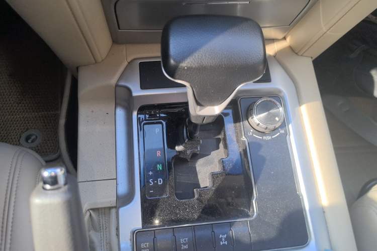 Used Toyota Land Cruiser  Gear Lever