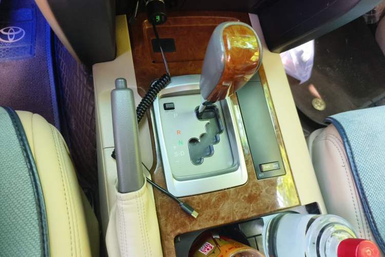 Used Toyota Land Cruiser  Gear Lever