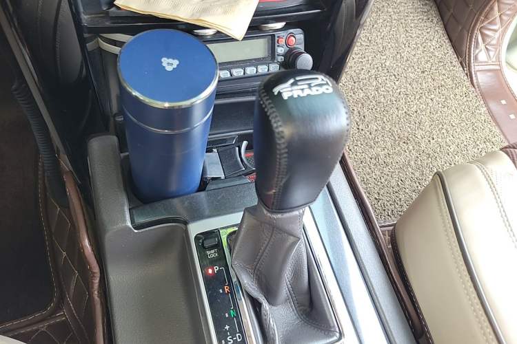 Used Toyota Land Cruiser  Gear Lever