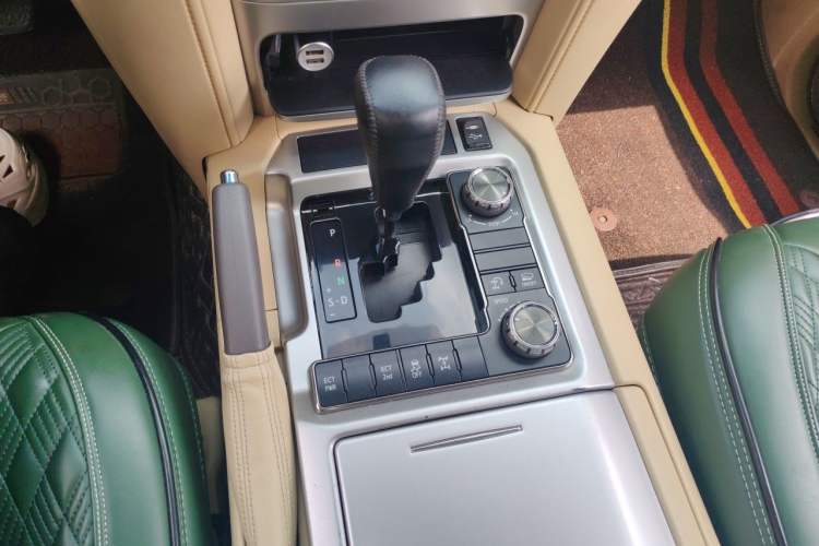 Used Toyota Land Cruiser  Gear Lever