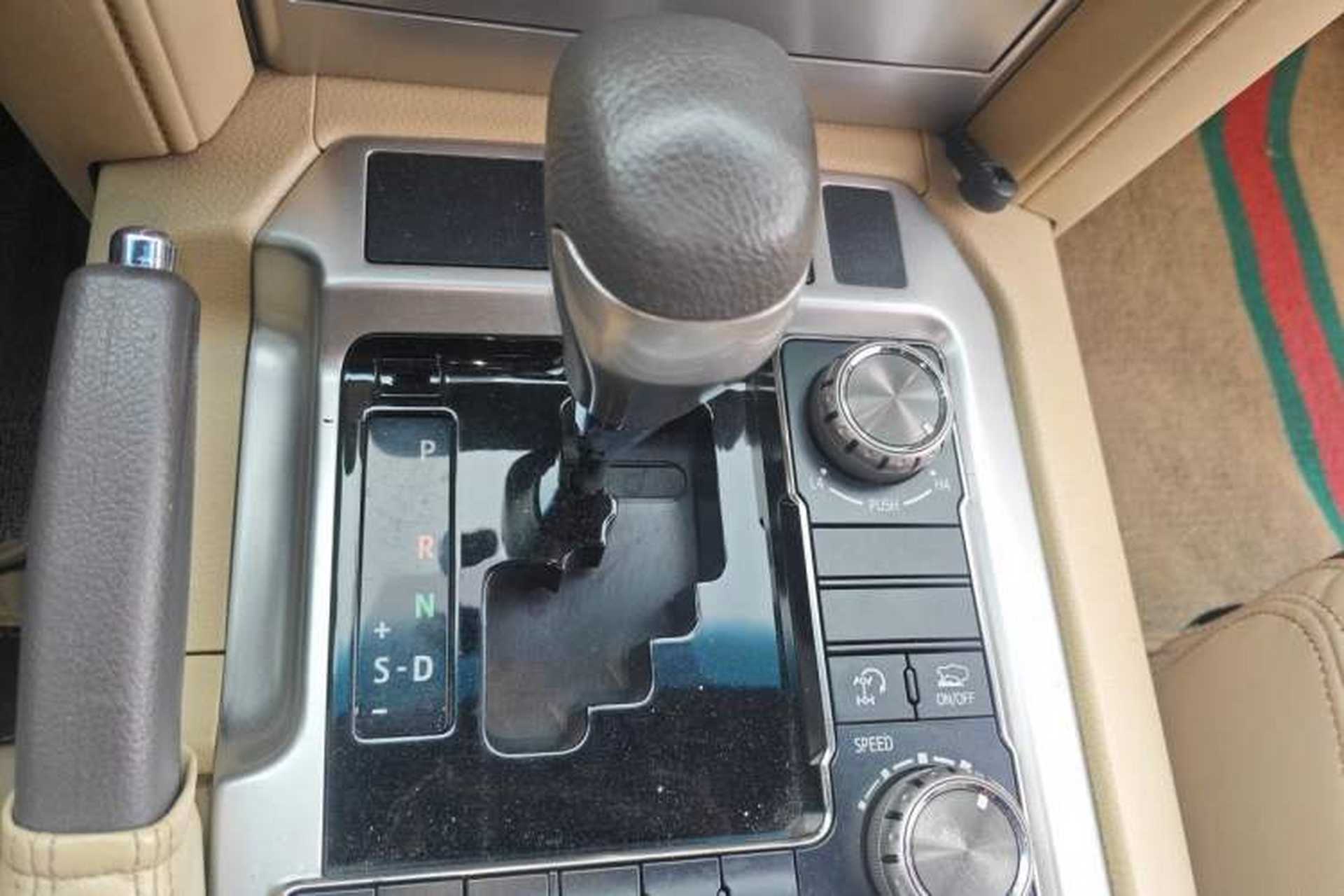Used Toyota Land Cruiser  Gear Lever