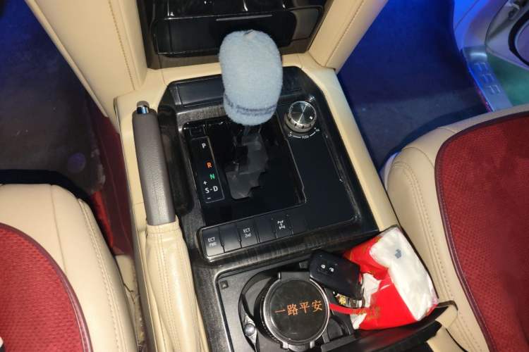 Used Toyota Land Cruiser  Gear Lever