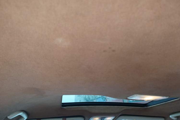 Used Toyota Land Cruiser 2016 4.0 GX-R Dual Fuel Dual Differential – Middle East Headliner