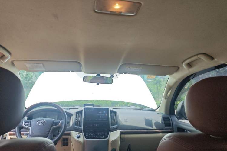 Used Toyota Land Cruiser  Headliner