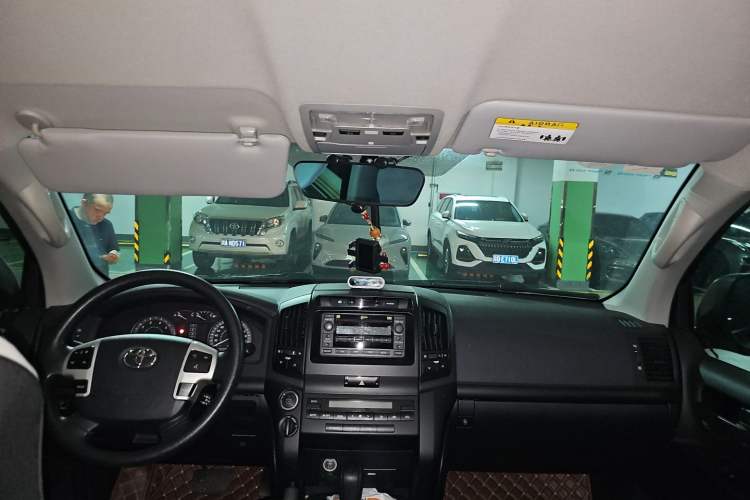 Used Toyota Land Cruiser 2016 4.0L Automatic VX-R Headliner