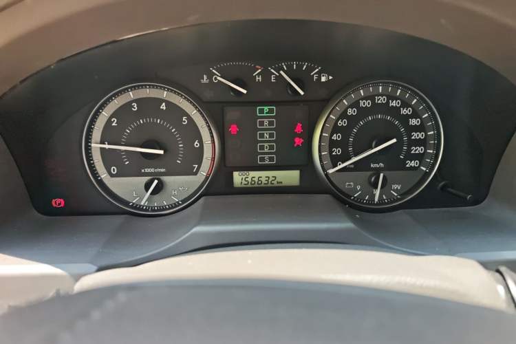Used Toyota Land Cruiser  Instrument Cluster