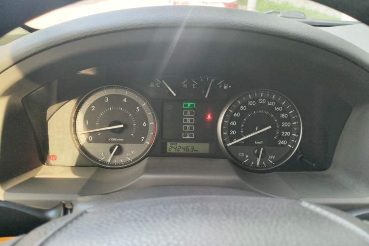 Used Toyota Land Cruiser 2016 4.0L Gasoline 8-Seater Middle East Version Instrument Cluster