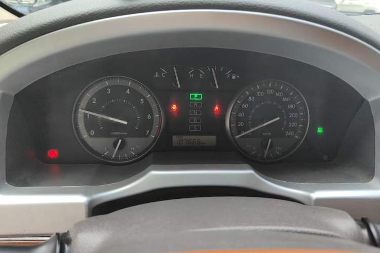 Used Toyota Land Cruiser  Instrument Cluster
