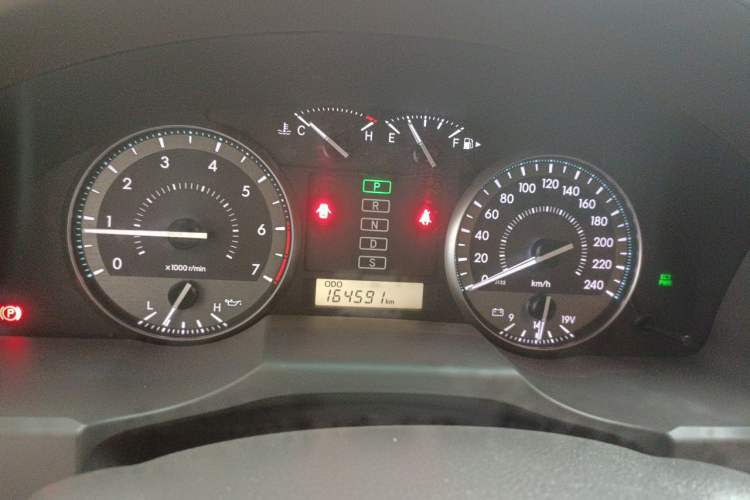 Used Toyota Land Cruiser  Instrument Cluster