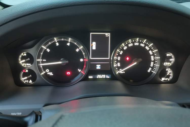 Used Toyota Land Cruiser 2016 4.6L Automatic VX-R Instrument Cluster