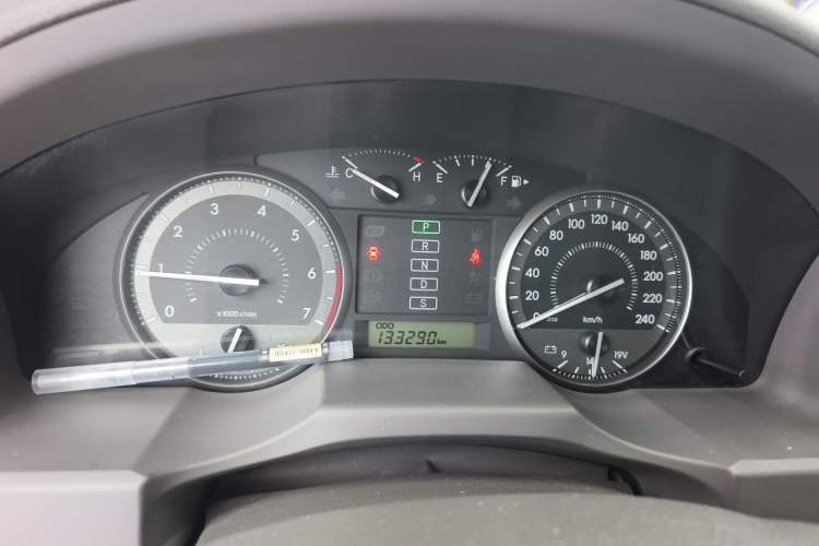 Used Toyota Land Cruiser  Instrument Cluster