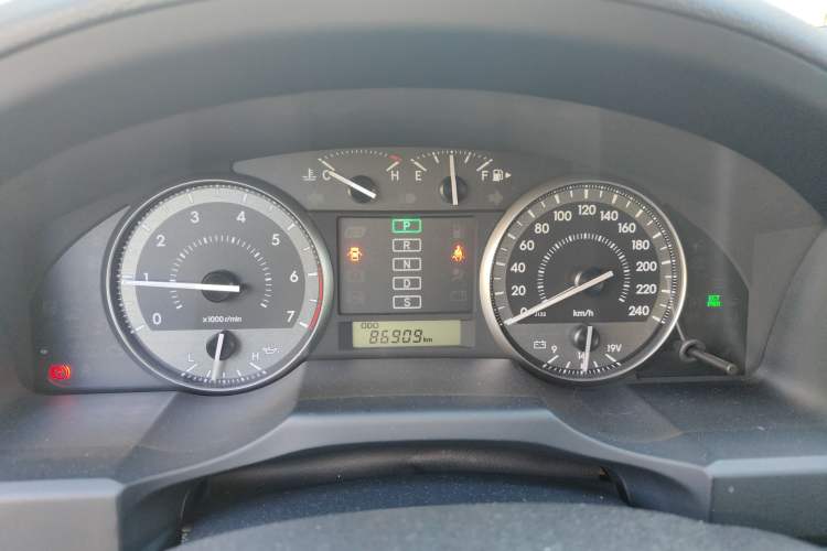 Used Toyota Land Cruiser 2016 4.0L GX-R Eight-Cylinder Dual Differential – Middle East Instrument Cluster