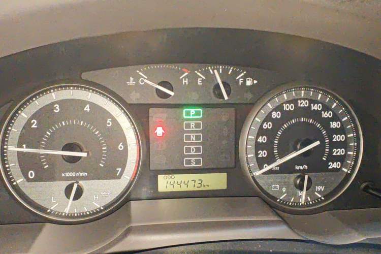 Used Toyota Land Cruiser  Instrument Cluster