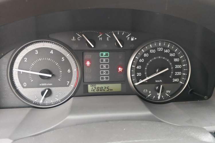 Used Toyota Land Cruiser 2016 4.0L Gasoline 8-Seater Middle East Version Instrument Cluster