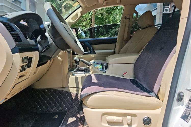 Used Toyota Land Cruiser  Left Front Seat
