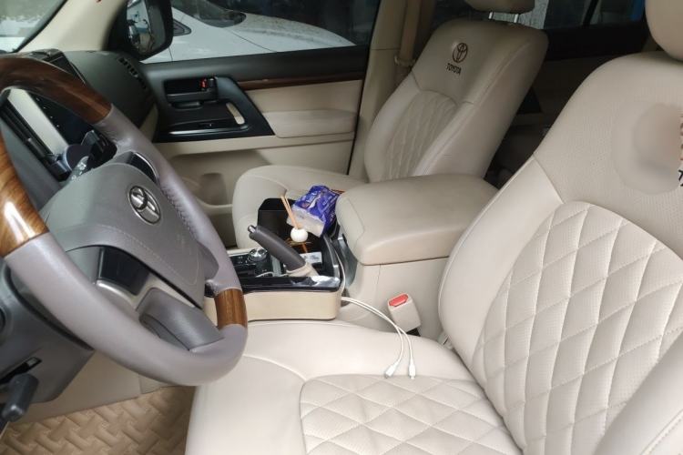 Used Toyota Land Cruiser 2016 4.0L Automatic GX-R Left Front Seat