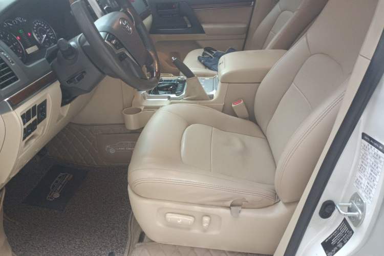 Used Toyota Land Cruiser  Left Front Seat