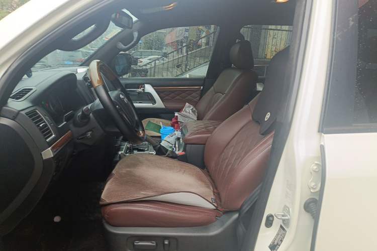 Used Toyota Land Cruiser  Left Front Seat