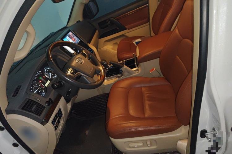 Used Toyota Land Cruiser  Left Front Seat