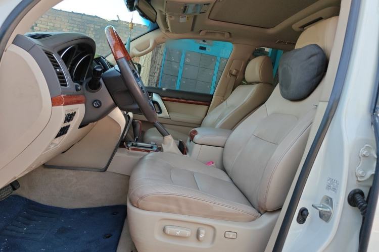 Used Toyota Land Cruiser  Left Front Seat