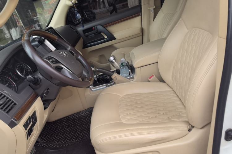 Used Toyota Land Cruiser 2016 4.0L Automatic GX-R Left Front Seat